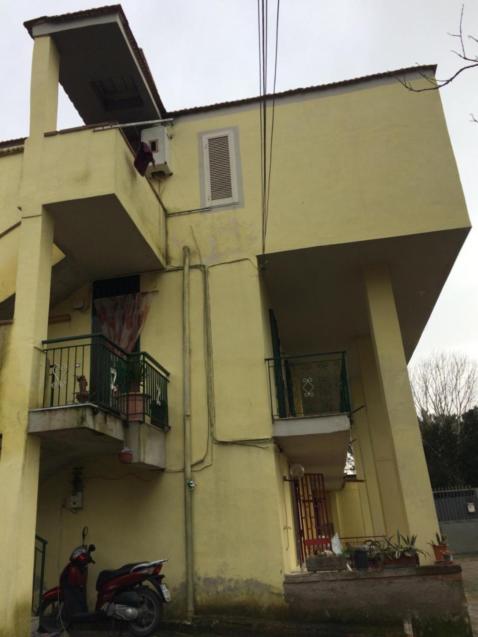 Casa Di Carlo Hotel Torre Caracciolo Kültér fotó